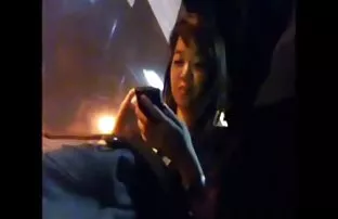 XXX माँ बेटी को कैसे चोदना सिखाती है