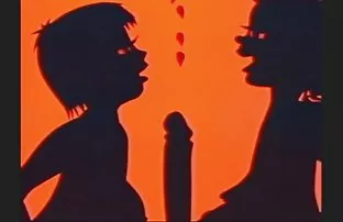 XXX सार्वजनिक रूप से स्ट्रैप-ऑन के साथ कठिन गैंगबैंग