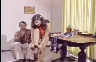 XXX मास्सेर ग्राहक का विरोध और गड़बड़ नहीं कर सका