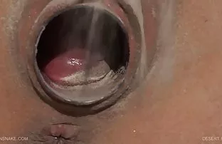 XXX एक नाइट क्लब में शांत इतालवी समूह सेक्स