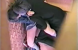 XXX रूसी अधिकारी ने तीन वेश्याओं को गोली मार दी