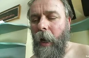 XXX बेटा गड़बड़ पतली रूसी गृहिणी