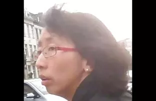 XXX स्टॉकिंग में नर्स मरीज के स्वास्थ्य की जांच करती है