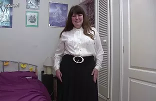 XXX छोटी बहन से अपनी गांड चाटने का अनुरोध करता है