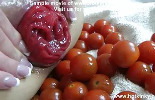 XXX जिम में पहला सेक्स किशोर