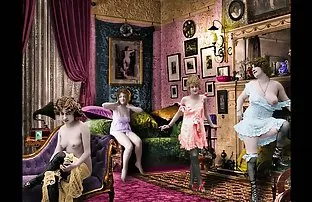 XXX दोस्तों ने शादी से पहले दुल्हन के साथ बलात्कार किया